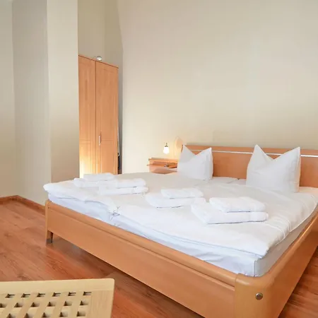 Seerose - 10 Seerose Sellin (Rugen)