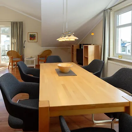 Seerose - 10 Seerose Sellin (Rugen)